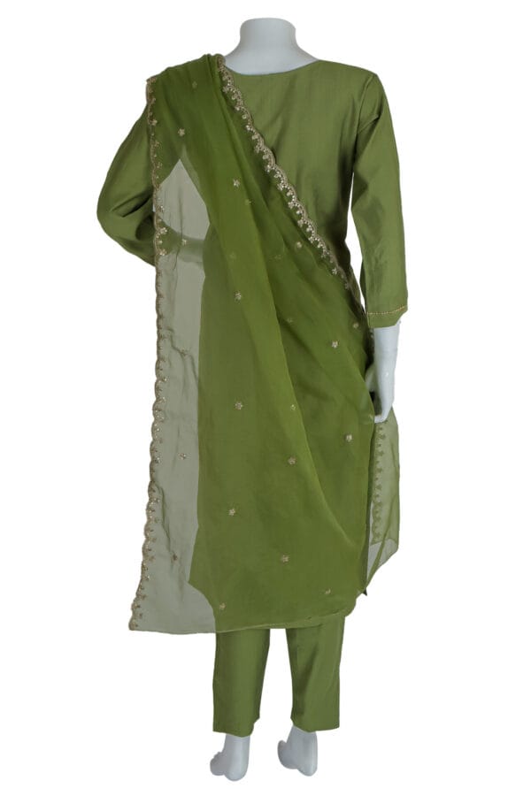 Menhdi Vatican Silk 3 Pcs Straight Kurti