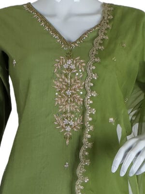 Menhdi Vatican Silk 3 Pcs Straight Kurti